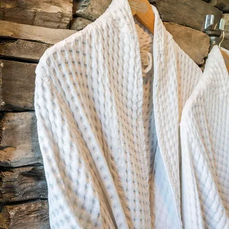 Royal Con Piscine Calda E Fredda 3* Parme