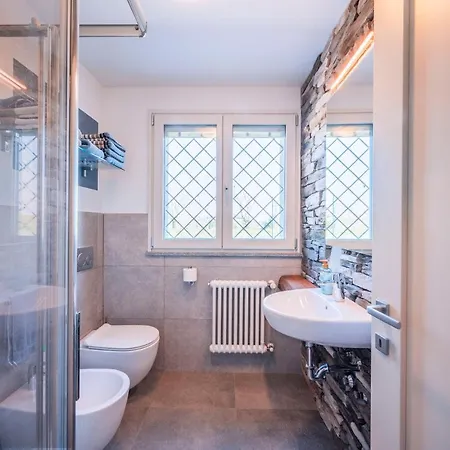 Royal Con Piscine Calda E Fredda פארמה