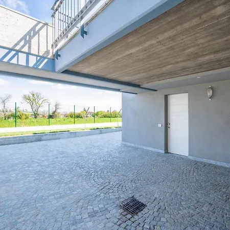 Couette-café Royal Con Piscine Calda E Fredda