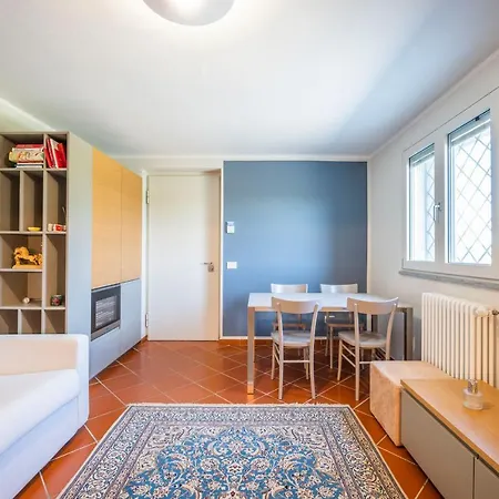 Royal Con Piscine Calda E Fredda Parme