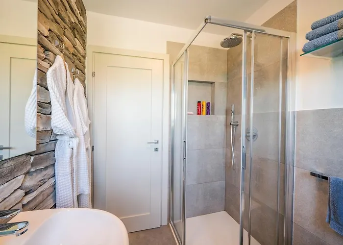 Oda ve Kahvaltı Royal Con Piscine Calda E Fredda 4*